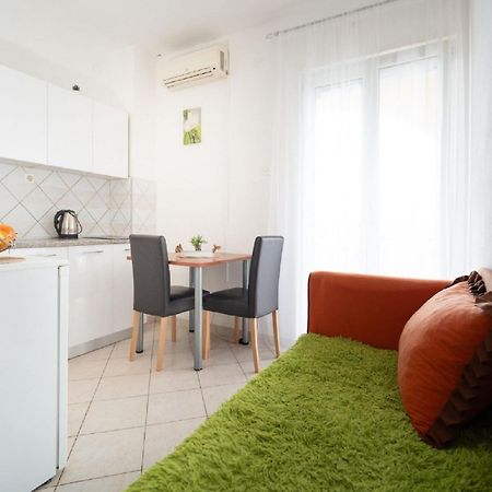 Apartments Milic - One Bedroom Apartment With Sea View And Terrace Gornji Karin Exterior photo