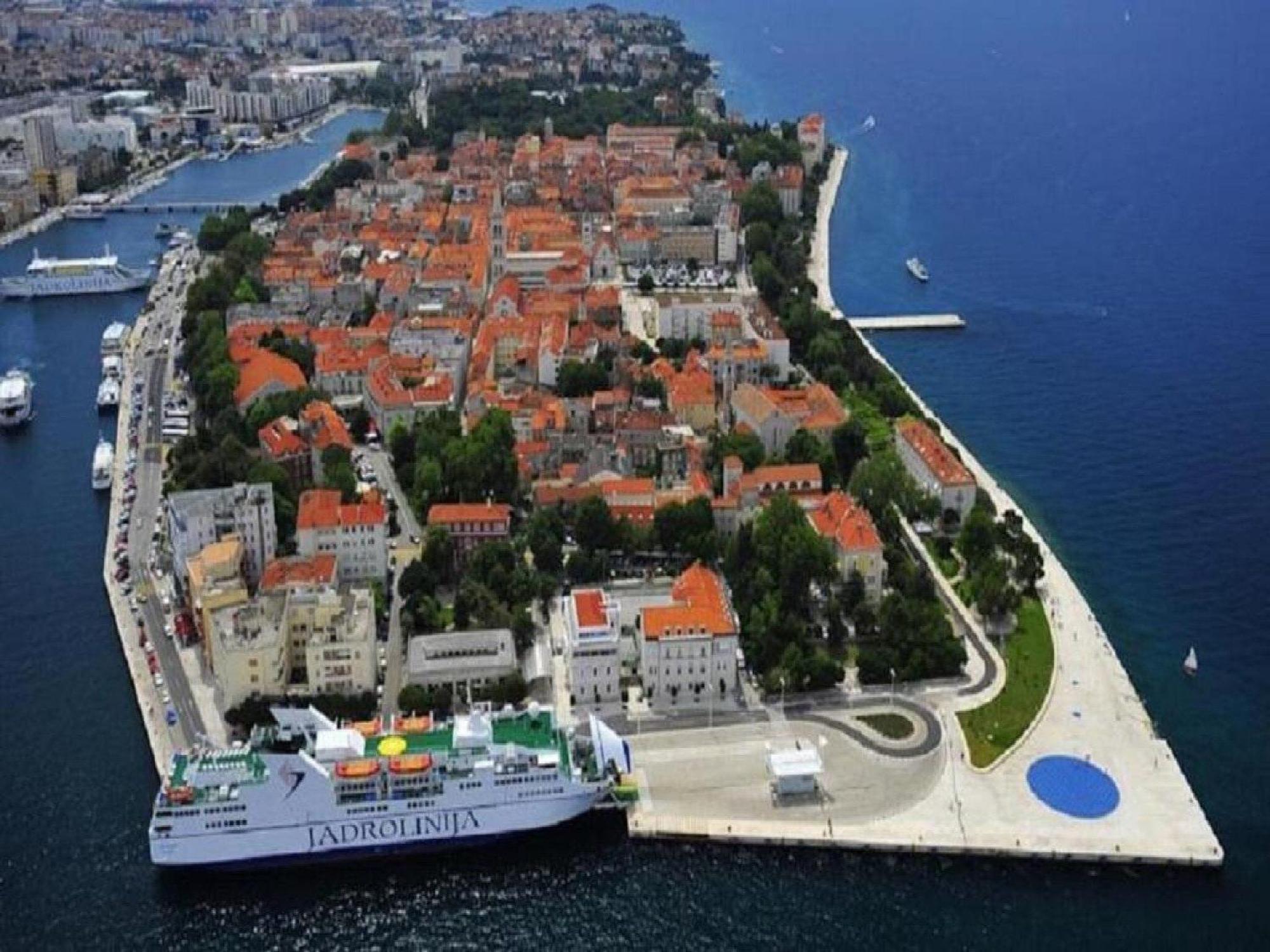 Apartments Milic - One Bedroom Apartment With Sea View And Terrace Gornji Karin Exterior photo