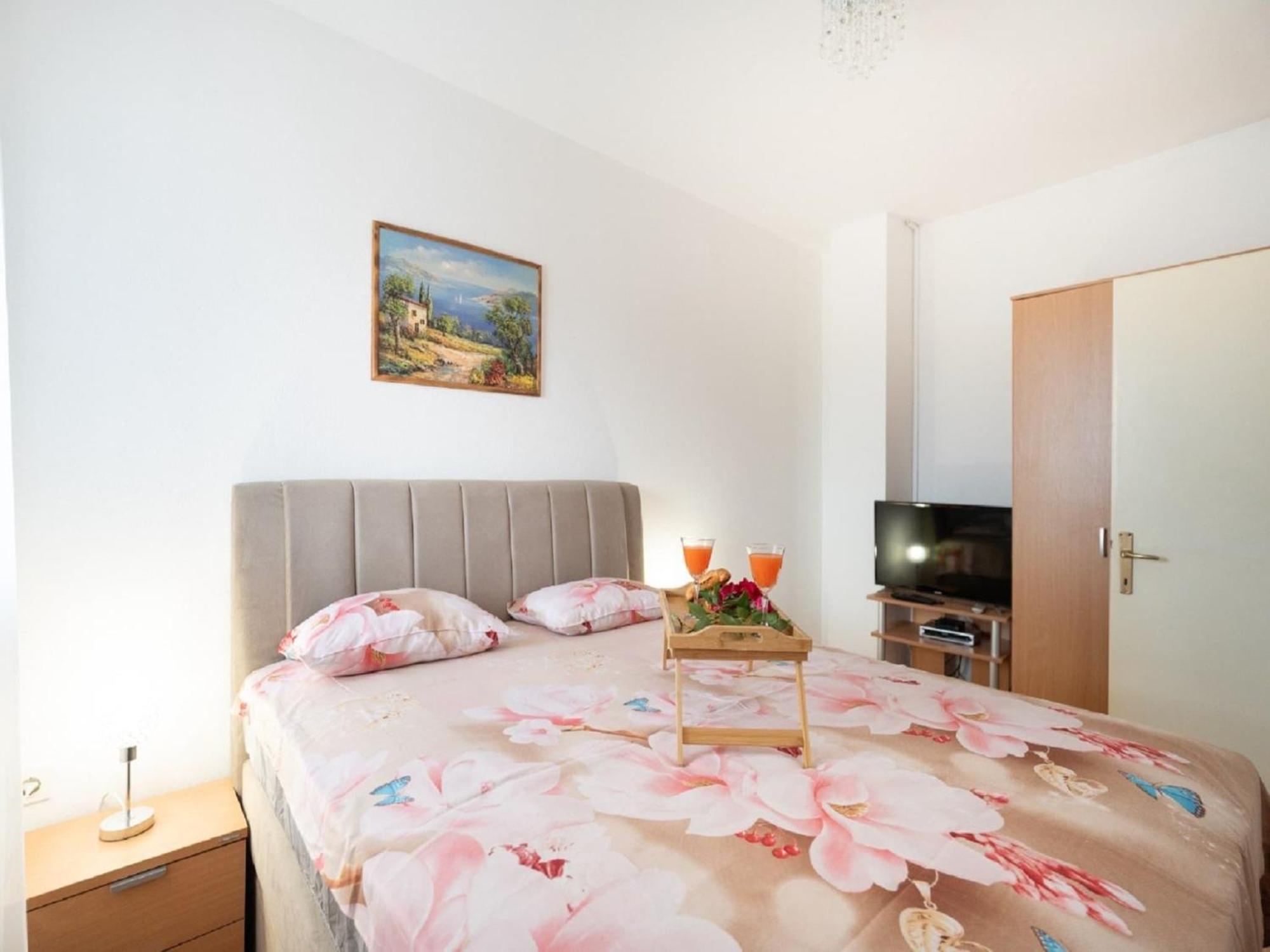 Apartments Milic - One Bedroom Apartment With Sea View And Terrace Gornji Karin Exterior photo