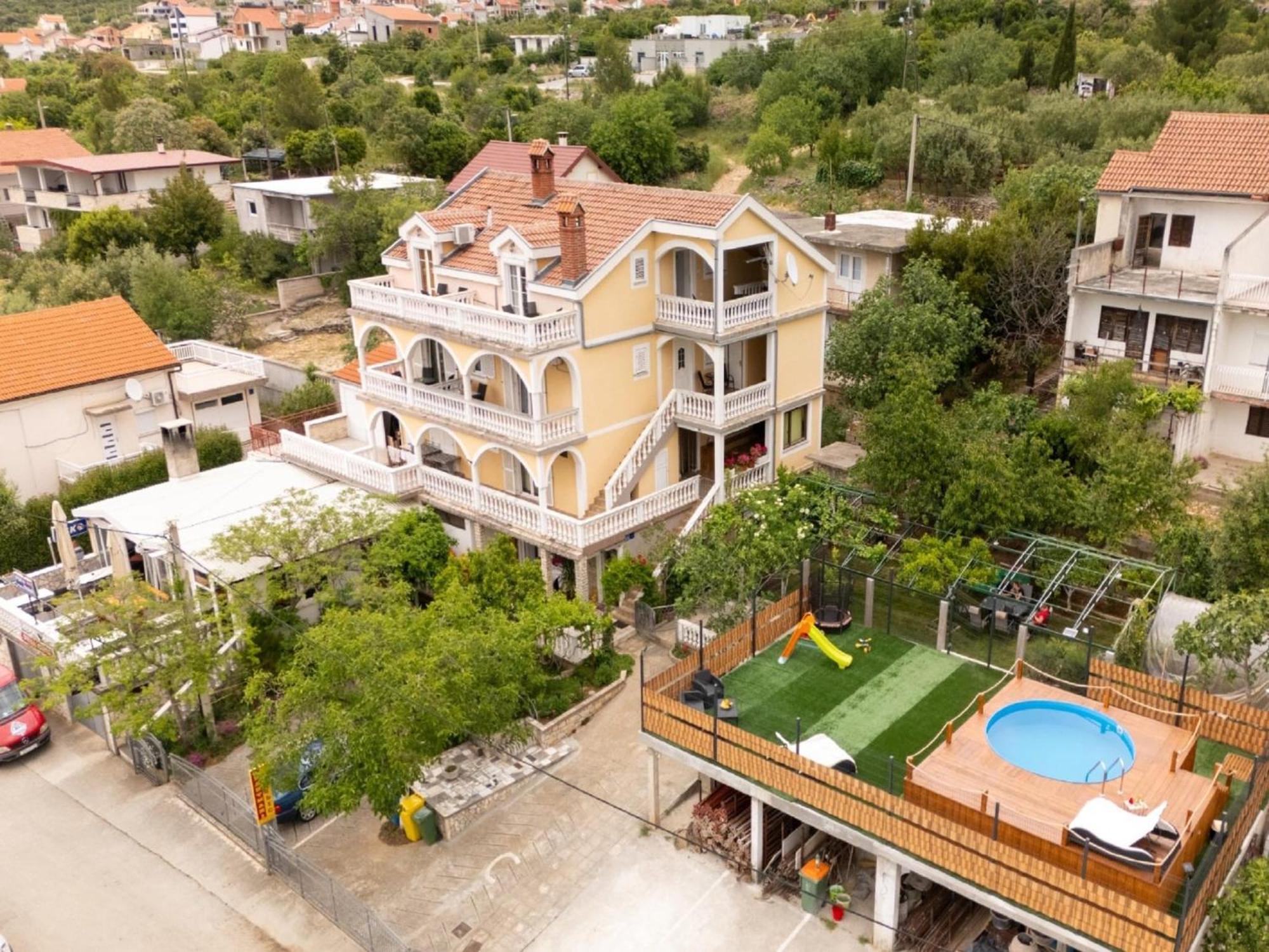Apartments Milic - One Bedroom Apartment With Sea View And Terrace Gornji Karin Exterior photo